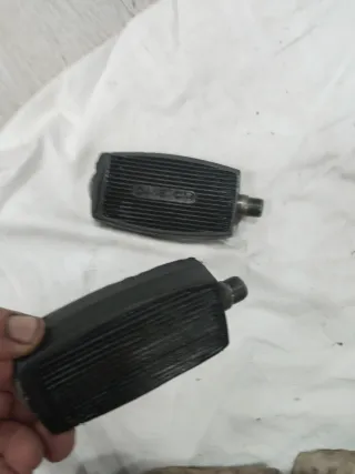 Pedales Vespino Notario