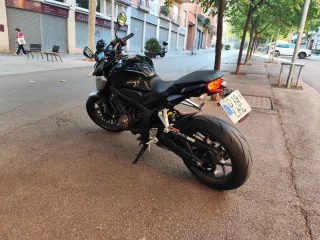Honda CB650R Negra