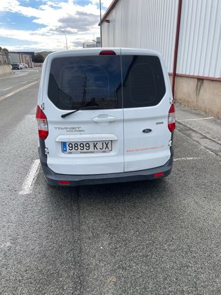 Ford Transit Courier 2018