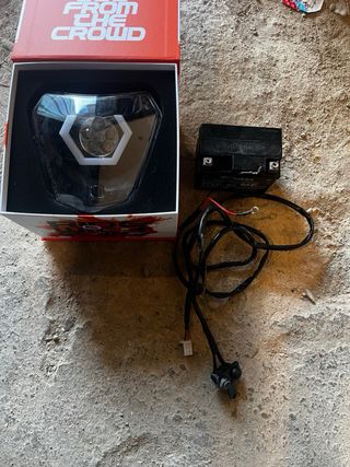 Faro LED RGB Moto