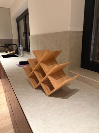 Vinoteca de madera para 8 botellas