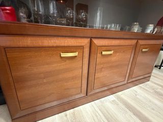 Aparador Vitrina con Cristal 150cm