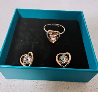 Set parure collana, bracciale, anello orologio