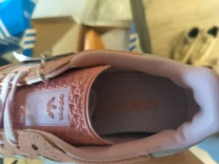 Zapatillas Adidas Gazelle Beige/Rosa