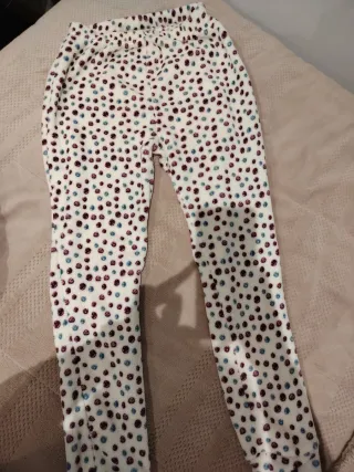 Pijama mujer lunares blanco y morado