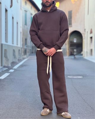 Tuta oversize color cioccolato taglia L