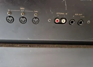 YAMAHA Clavinova CLP-123 Piano Digital