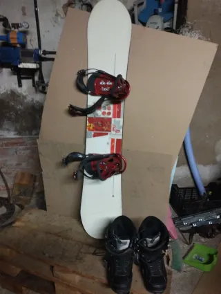 Tabla Snowboard Burton + Fijaciones y Botas