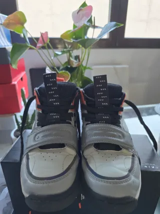 2 Pares Zapatillas Deportivas