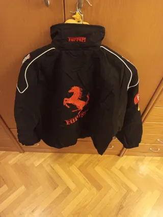 Chaqueta Ferrari Negra