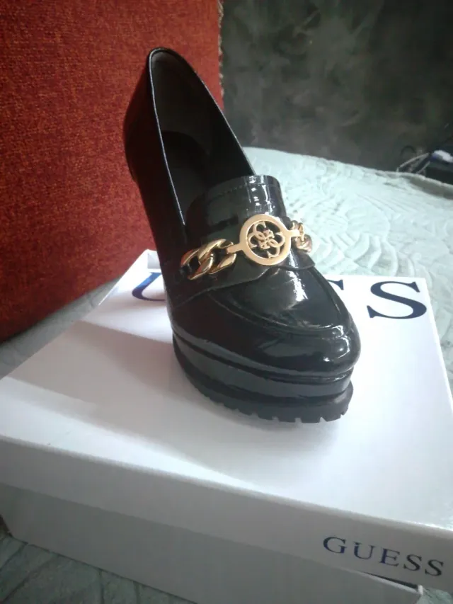 Zapatos Guess Nuevos talla 37