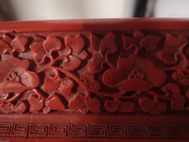 Vassoio Cinese Rosso Drago Intagliato