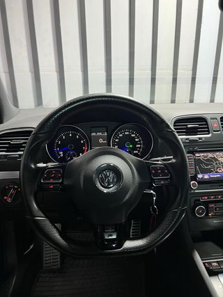 Volkswagen Golf R Backets