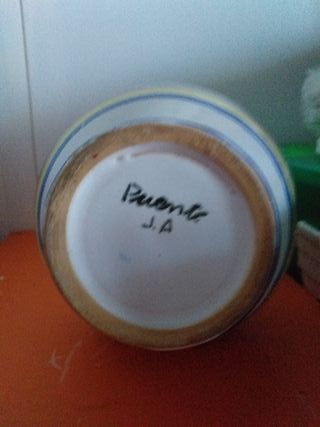 Jarrón de cerámica vintage floral