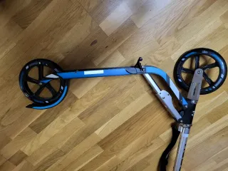 Patinete Hudora Bigwheel 205