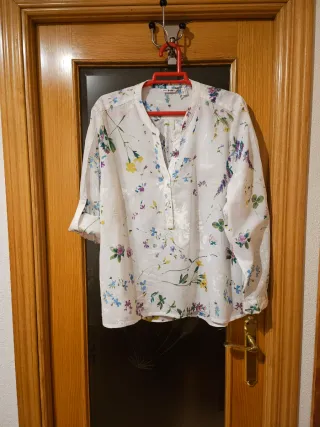 Blusa Punto Roma floral