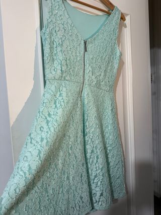 Vestido de encaje verde azulado
