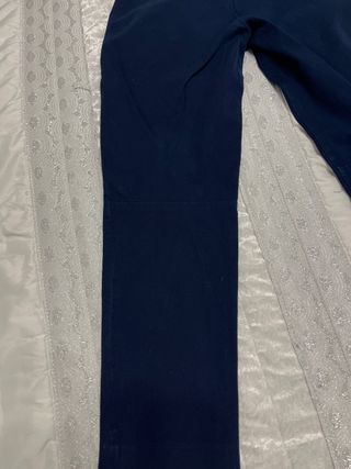 Pantalón pitillo azul marino Cortefiel Talla 40