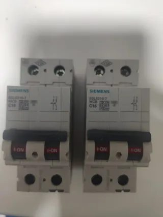 Disyuntores. Siemens. (2-unid) 5SL6216-7 MCB C16