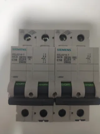 Disyuntores. Siemens. (2-unid) 5SL6216-7 MCB C16