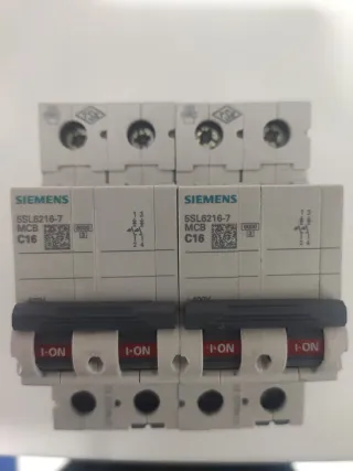 Disyuntores. Siemens. (2-unid) 5SL6216-7 MCB C16