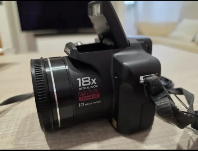 Cámara Panasonic DMC-FZ28 18x Zoom