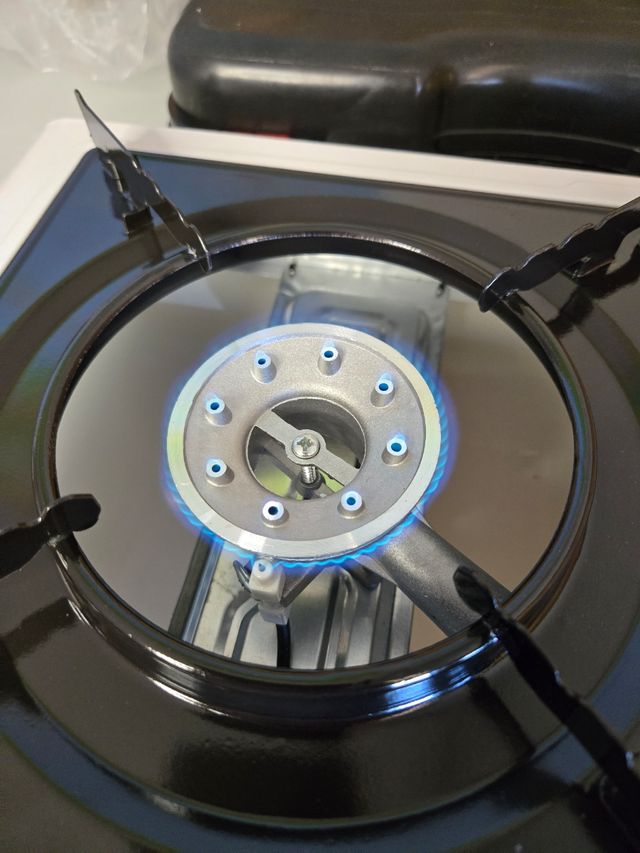 Fornello portatile a gas per campeggio