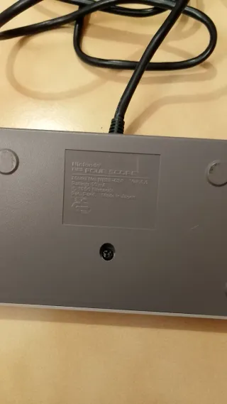 Nintendo NES Four Score Multitap y 3 mandos