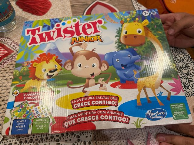 Twister Junior Hasbro Juego de Mesa