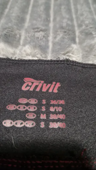 Mallas Crivit Rojo y Negro