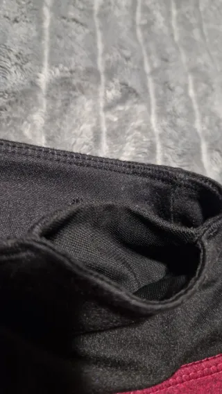 Mallas Crivit Rojo y Negro