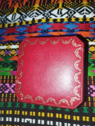 Caja de Anillos Cartier Roja