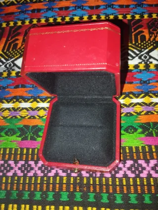 Caja de Anillos Cartier Roja
