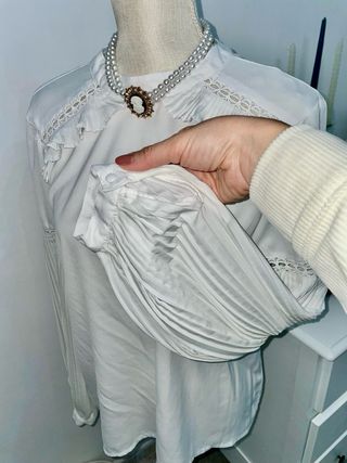 Camicetta elegante con pizzo