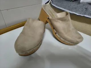 Zuecos marca CORINA & BUONAROTTI