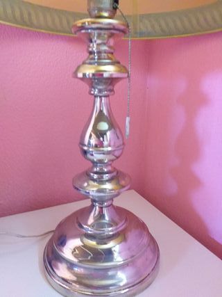 Lámpara de mesa antigua plata y verde