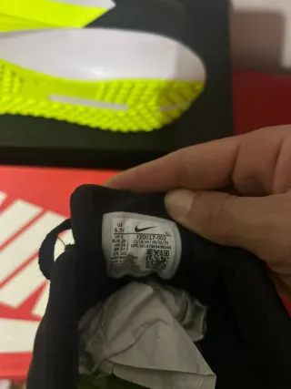 Zapatillas Nike Sonic Fly Negras y Amarillas