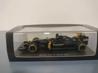 Renault F1 RS16 Winter tests Spark