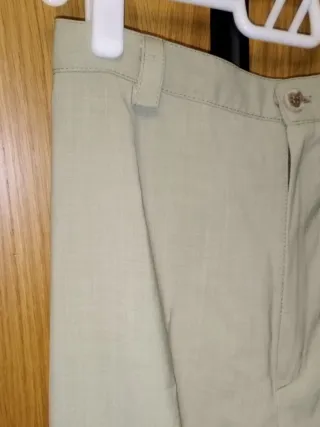 Pantalón Clásico Recto de Color Crudo  Beige ESP