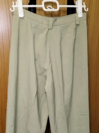 Pantalón Clásico Recto de Color Crudo  Beige ESP