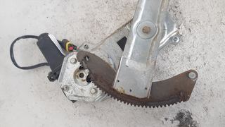 ELEVALUNAS DELANTERO IZQUIERDO JEEP GR.CHEROKEE (