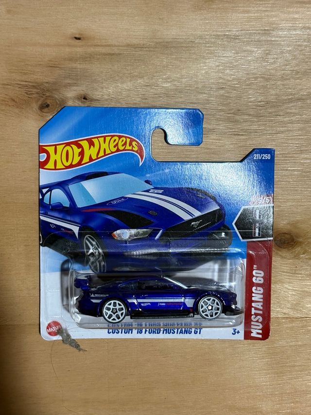 Hot Wheels Custom '18 Ford Mustang GT