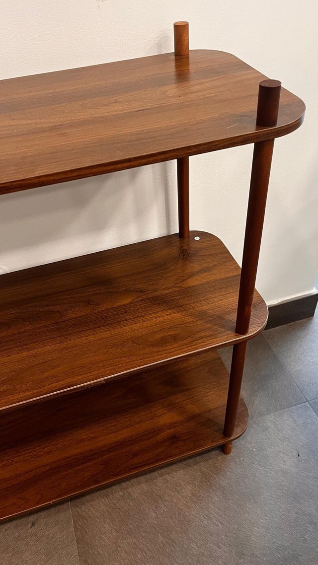 Scaffale in legno a 3 ripiani