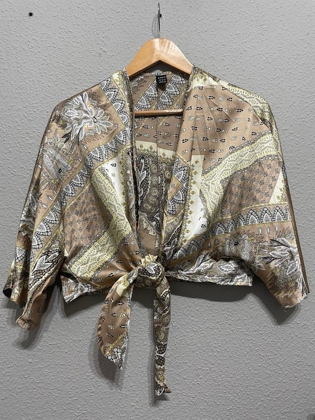 Blusa SHEIN manga murciélago talla S