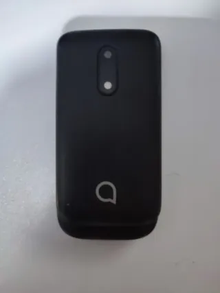 Alcatel cellulare con schermo rotto