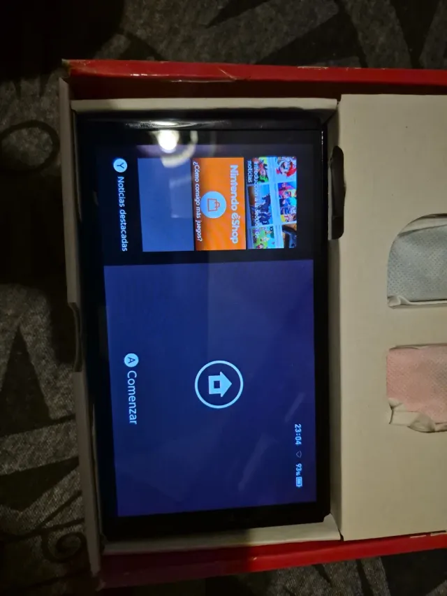 Nintendo Switch OLED Azul e Laranja