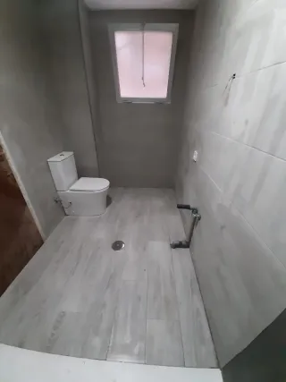 Empresa Reforma General llama 617439594