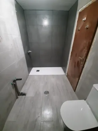 Empresa Reforma General llama 617439594