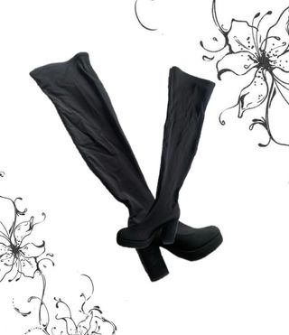 Botas altas negras