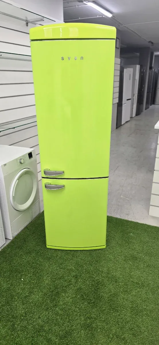 Nevera SVAN verde lima